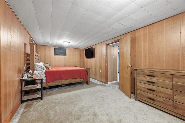 105 Mayer Dr, North Fayette, PA 15071