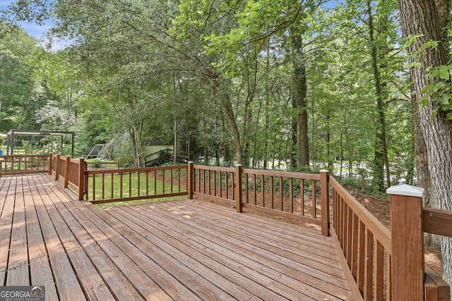 114 Lake Forest Drive, Peachtree City, GA 30269