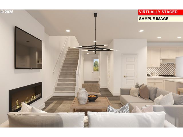 15999 Sw BLUEWATER Ter, Tigard, OR 97224