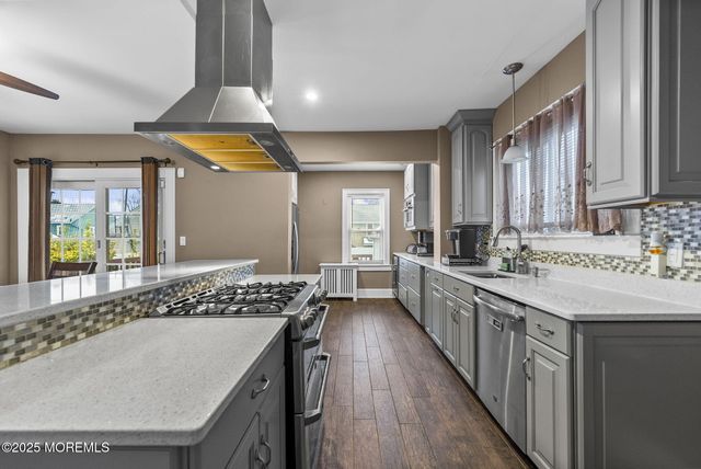 18 Palmer Street, Bloomfield, NJ 07003