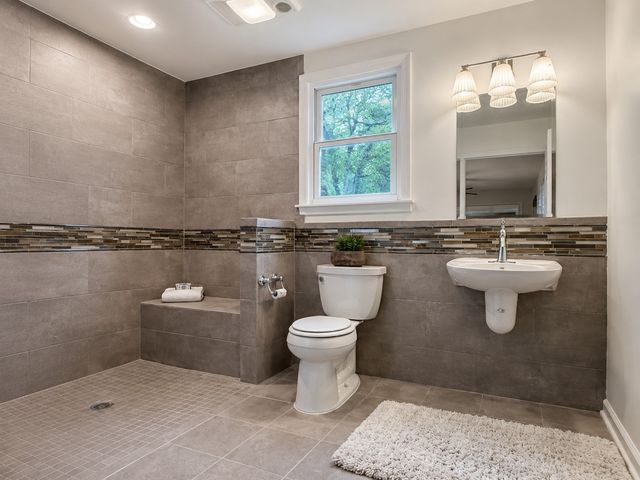 307 Tom Robinson Rd, Franklin, TN 37064