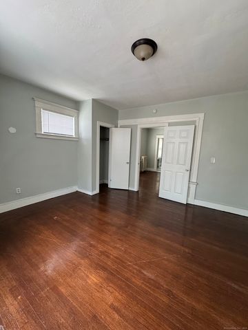 918 Winchester Avenue 2, New Haven, CT 06511