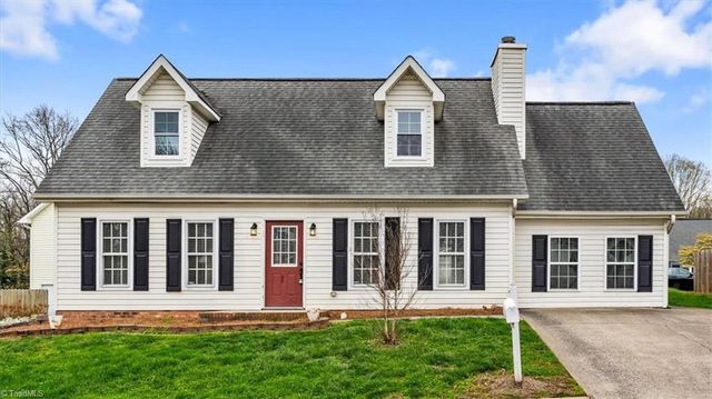 332 Brookside Court, Kernersville, NC 27284