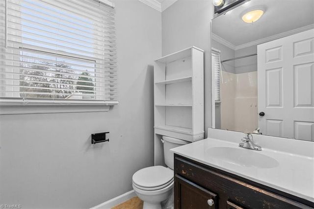 332 Brookside Court, Kernersville, NC 27284