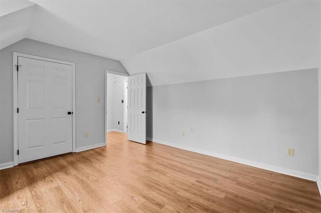 332 Brookside Court, Kernersville, NC 27284