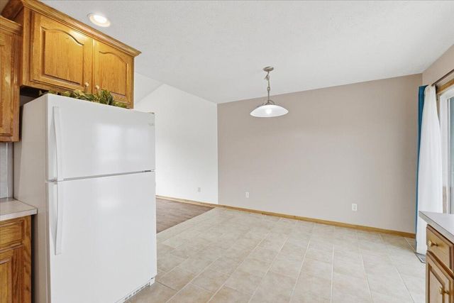 3210 AVENUE K, Council Bluffs, IA 51501