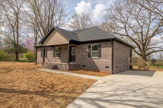 3987 Buffalo Rd, Summertown, TN 38483