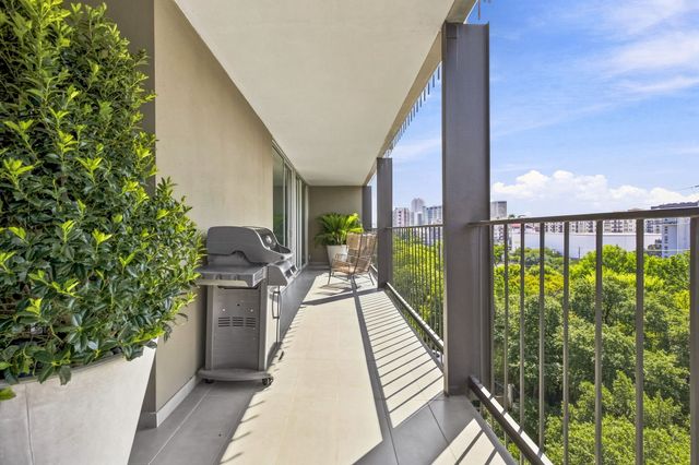 3310 Fairmount Street 10F, Dallas, TX 75201