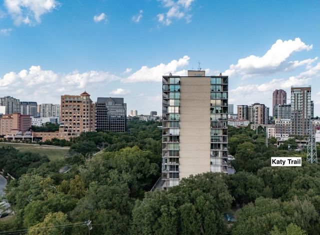 3310 Fairmount Street 10F, Dallas, TX 75201