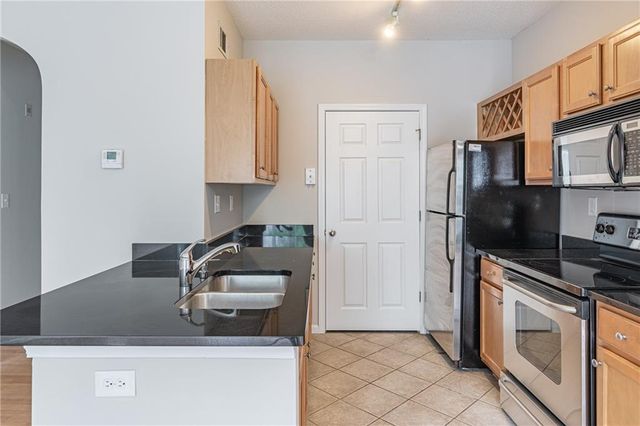 4333 Dunwoody Park 1311, Dunwoody, GA 30338