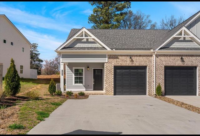 141 Andros Dr, Dalton, GA 30721