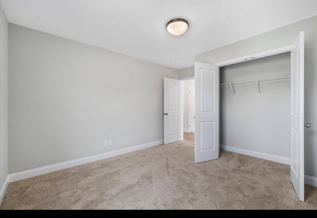 141 Andros Dr, Dalton, GA 30721