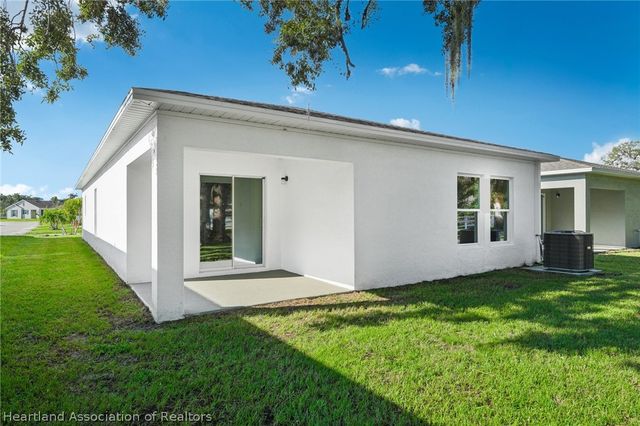 2073 GOLDEN BEAK Drive, Eagle Lake, FL 33839