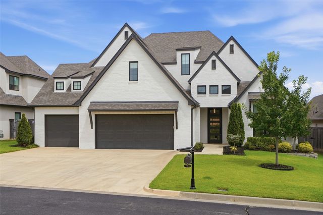 713 W 109th Street S, Jenks, OK 74037