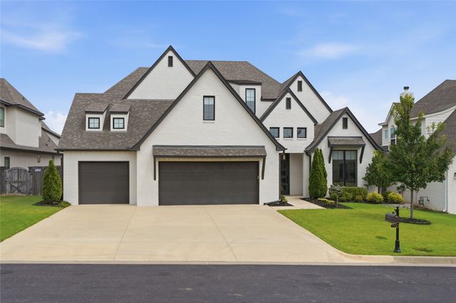 713 W 109th Street S, Jenks, OK 74037