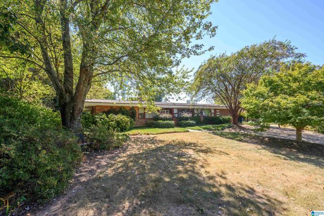 2423 VESTAVIA DRIVE, Vestavia Hills, AL 35216