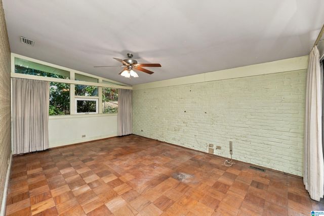 2423 VESTAVIA DRIVE, Vestavia Hills, AL 35216