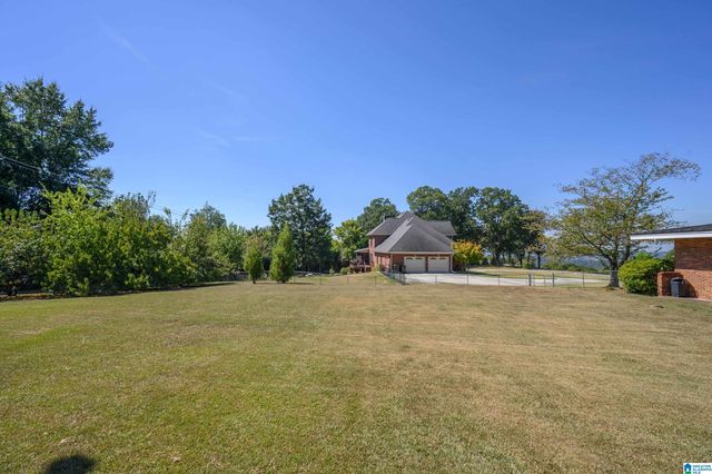 2423 VESTAVIA DRIVE, Vestavia Hills, AL 35216