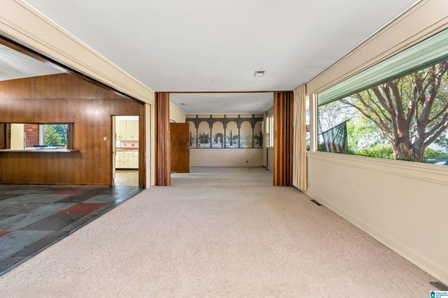 2423 VESTAVIA DRIVE, Vestavia Hills, AL 35216