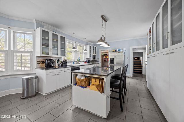 1608 E 5th Street, Greenville, NC 27858