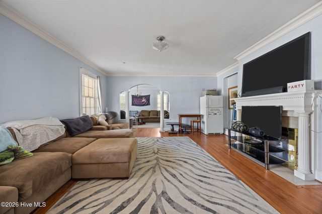 1608 E 5th Street, Greenville, NC 27858