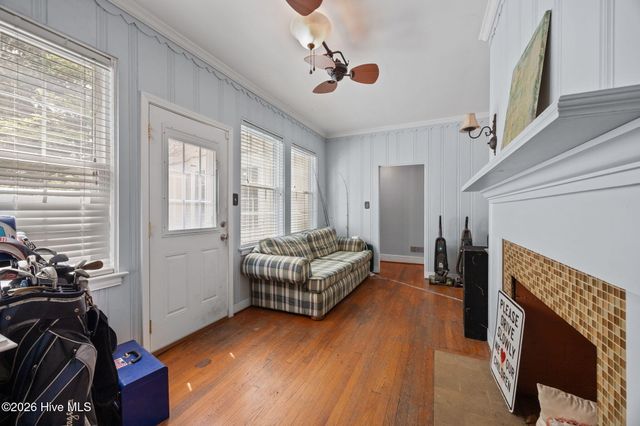 1608 E 5th Street, Greenville, NC 27858