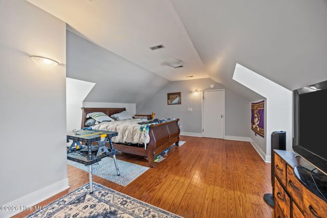 1608 E 5th Street, Greenville, NC 27858