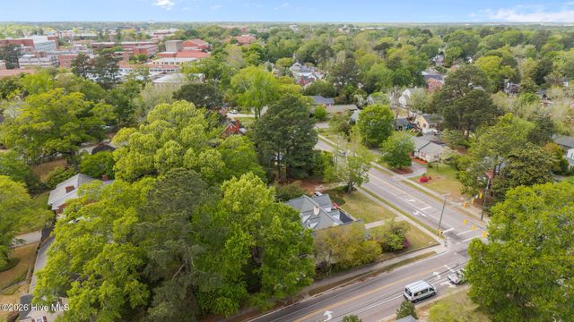 1608 E 5th Street, Greenville, NC 27858