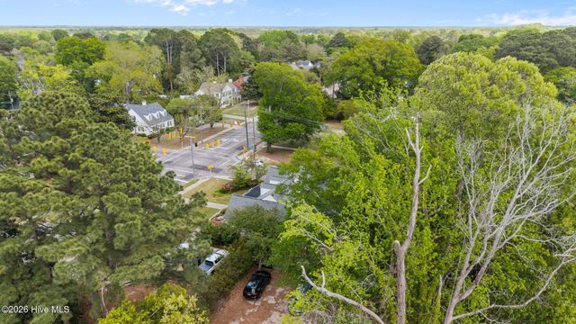 1608 E 5th Street, Greenville, NC 27858