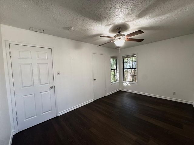 746 Lansdown Dr, Corpus Christi, TX 78412