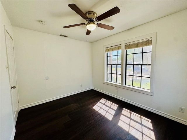 746 Lansdown Dr, Corpus Christi, TX 78412