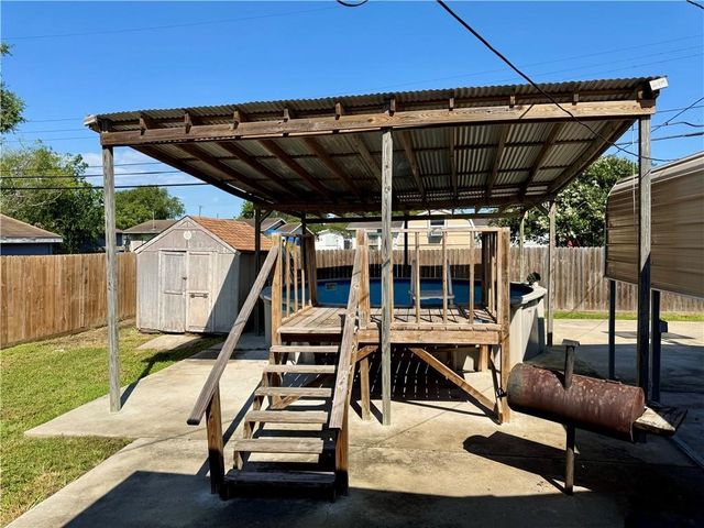 746 Lansdown Dr, Corpus Christi, TX 78412