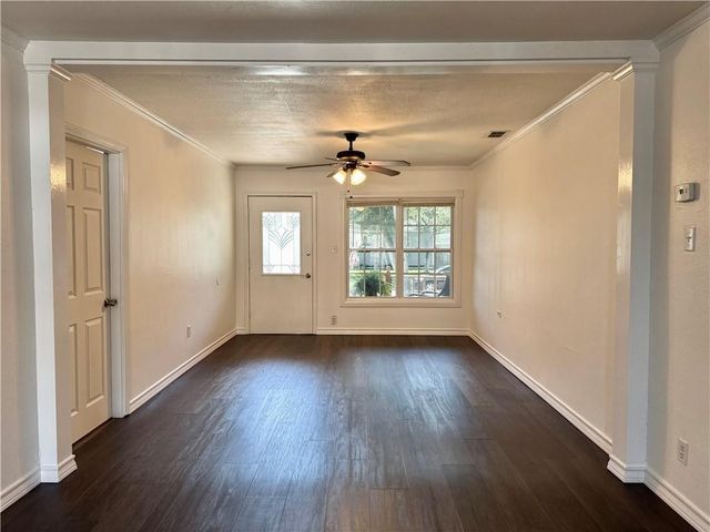 746 Lansdown Dr, Corpus Christi, TX 78412