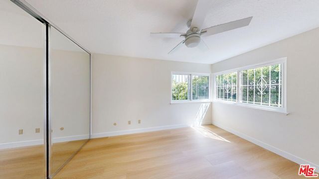 7814 Woodhall Avenue, Canoga Park (los Angeles), CA 91304
