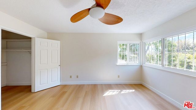 7814 Woodhall Avenue, Canoga Park (los Angeles), CA 91304