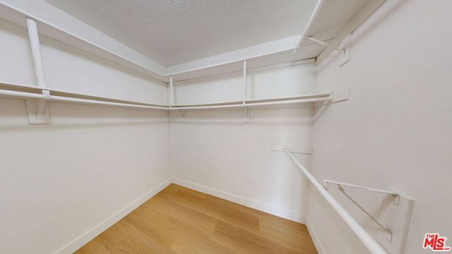 7814 Woodhall Avenue, Canoga Park (los Angeles), CA 91304