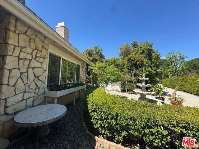 7814 Woodhall Avenue, Canoga Park (los Angeles), CA 91304