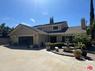7814 Woodhall Avenue, Canoga Park (los Angeles), CA 91304