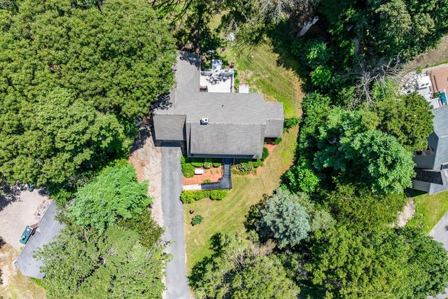 15 Melissa Ave, Mashpee, MA 02649