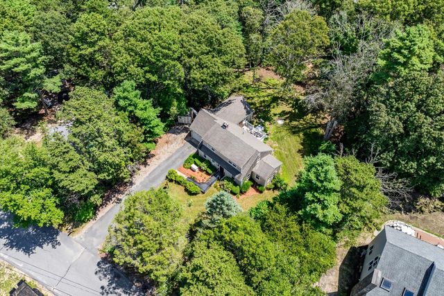 15 Melissa Ave, Mashpee, MA 02649