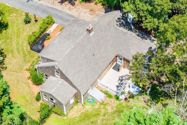 15 Melissa Ave, Mashpee, MA 02649