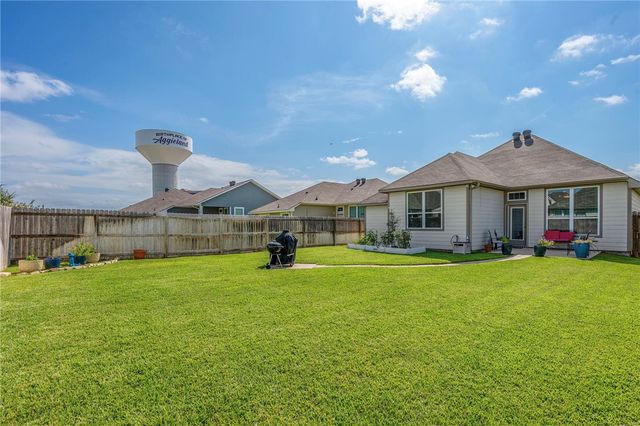 1910 Shimla Court, Bryan, TX 77807