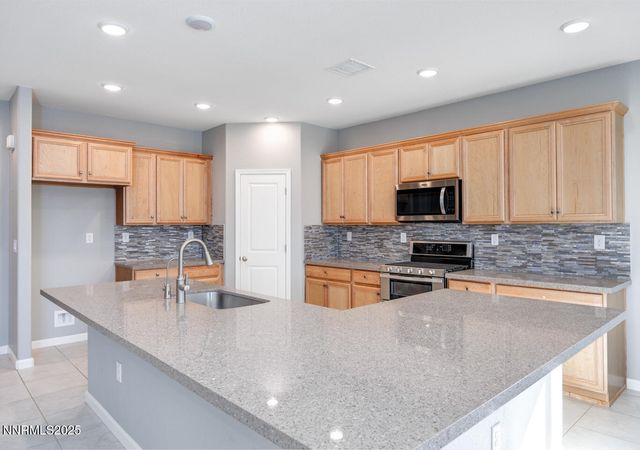 119 Alamosa Street, Dayton, NV 89403