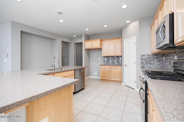 119 Alamosa Street, Dayton, NV 89403