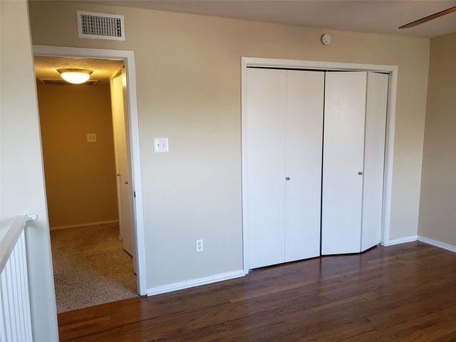 5757 MARTEL Avenue B10, Dallas, TX 75206