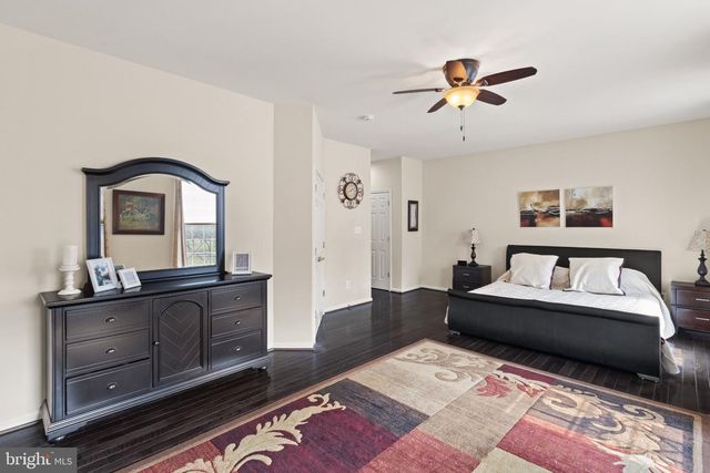 42496 LEGACY PARK DR, Brambleton, VA 20148