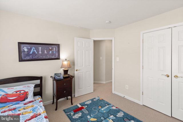 42496 LEGACY PARK DR, Brambleton, VA 20148