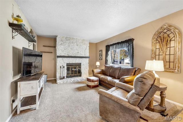 29 Westbrook Drive, O'fallon, MO 63366