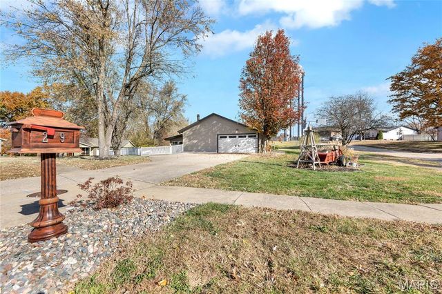 29 Westbrook Drive, O'fallon, MO 63366