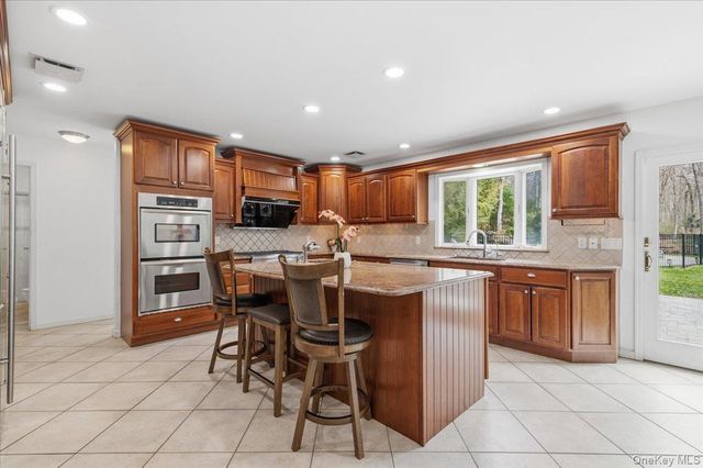 112 Village Hill Drive, Dix Hills, NY 11746